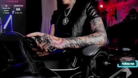   online show from 10-20-25, 07:36