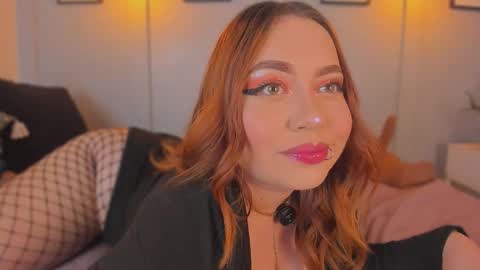 Snapshot of allasska_ chatting on 01-17-26, 05:34 Laura online show from 01-17-26, 05:34