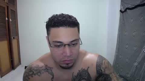 allen_ferrer10 online show from 01-11-26, 09:47