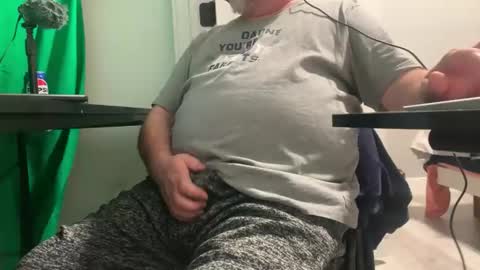 Allergictolove online show from 01-08-25, 08:50