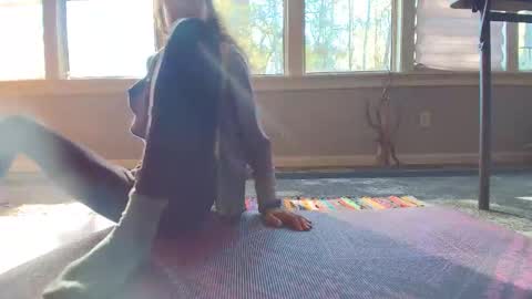 wishlist on bio online show from 12-15-25, 03:27