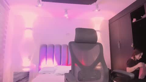 ALLICE online show from 11-21-25, 12:04