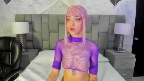 Allice online show from 09-17-25, 04:58