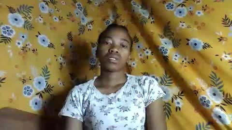 Snapshot of alliciax632770 chatting on 12-01-25, 08:19 alliciax632770 online show from 12-01-25, 08:19