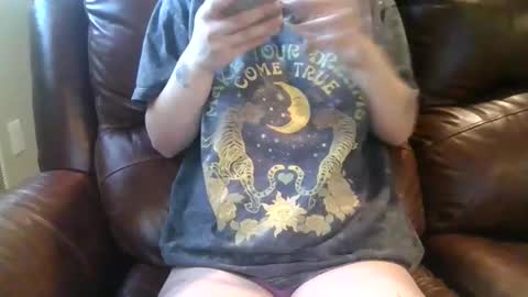 alliebearx online show from 02-14-26, 04:26