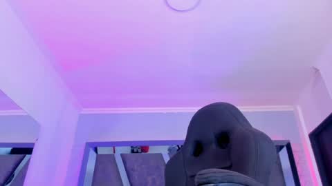 Snapshot of allijadid chatting on 01-31-25, 04:59    online show from 01-31-25, 04:59