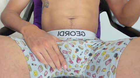 Snapshot of allisonjustingb chatting on 02-09-25, 03:11 AllisonJustin online show from 02-09-25, 03:11