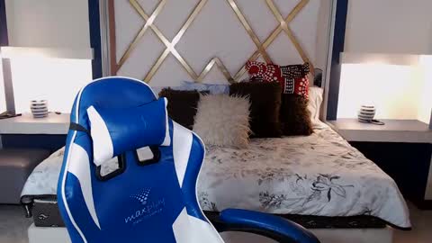 ALLISON online show from 01-21-25, 08:52