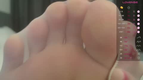 Snapshot of allisonmoonlight chatting on 09-16-25, 12:50 allisonmoonlight online show from 09-16-25, 12:50