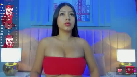 Snapshot of allisonpariss chatting on 12-23-25, 10:35 alison online show from 12-23-25, 10:35