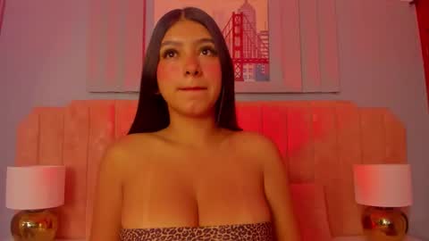 Snapshot of allisonpariss chatting on 02-12-26, 10:32 alison online show from 02-12-26, 10:32