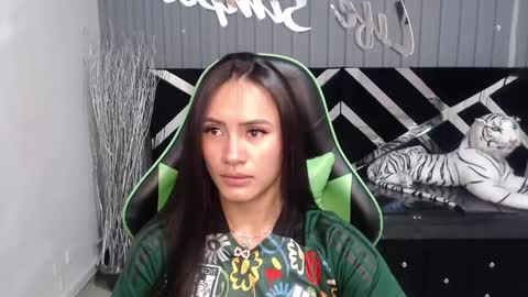 Allisson online show from 02-06-25, 03:27