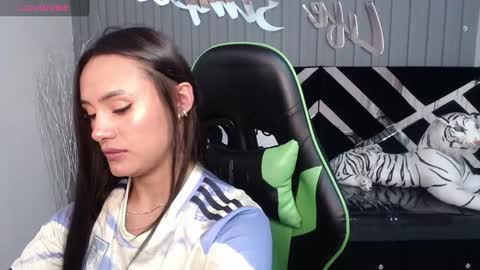 Allisson online show from 02-12-25, 03:29