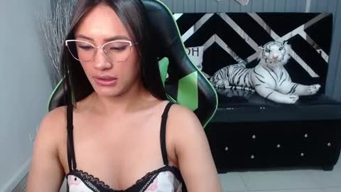 Allisson online show from 02-21-25, 03:23