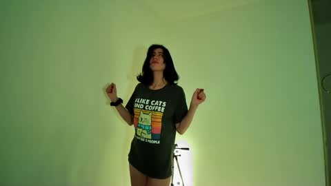 Alli online show from 09-20-25, 05:19