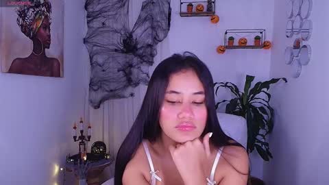 Snapshot of allisxxnn_fox chatting on 10-17-25, 01:14 Allisxn Fox online show from 10-17-25, 01:14