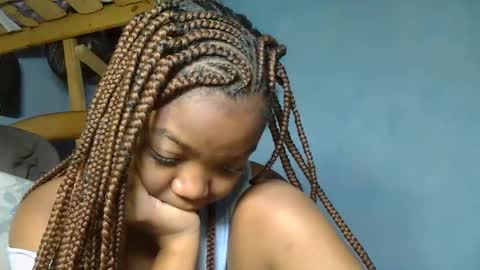 allizida01 online show from 11-21-25, 08:24