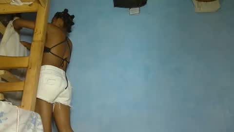 allizida01 online show from 11-23-25, 02:28