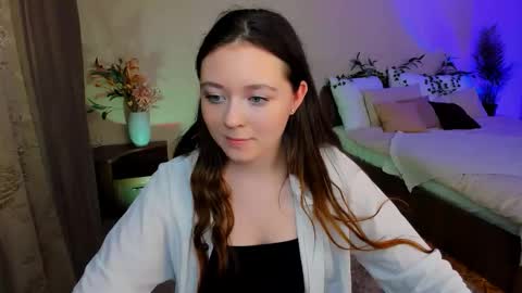 alluringeyess online show from 09-08-25, 03:22