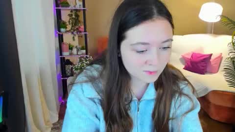 alluringeyess online show from 10-21-25, 10:16