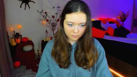 alluringeyess online show from 10-27-25, 12:09