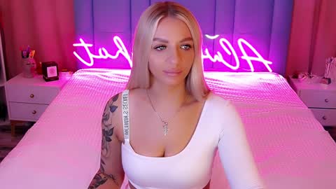 AlwaysHot online show from 12-29-24, 02:49