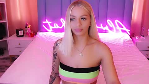 AlwaysHot online show from 02-01-25, 03:41