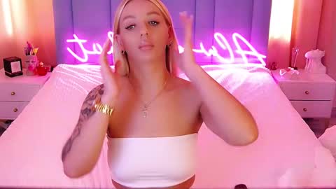 AlwaysHot online show from 03-04-25, 06:37