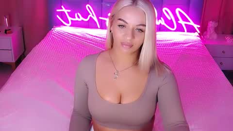 AlwaysHot online show from 12-03-25, 02:19