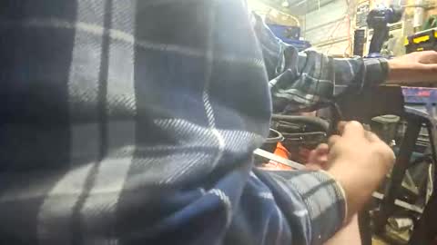 Snapshot of allwolf0323 chatting on 10-01-25, 06:41 allwolf0323 online show from 10-01-25, 06:41