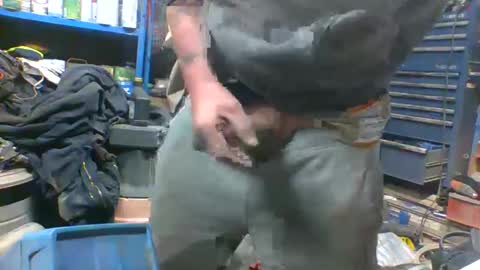 Snapshot of allwolf0323 chatting on 11-08-25, 10:52 allwolf0323 online show from 11-08-25, 10:52