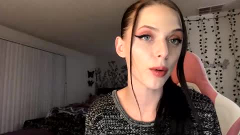 Ally Girl In Her Ally World online show from 02-14-25, 07:49