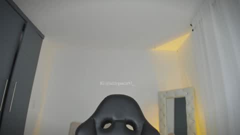 Kelly  online show from 02-09-26, 12:53