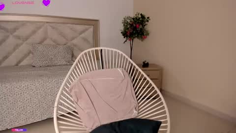 Snapshot of allyson_4 chatting on 01-11-25, 07:16 Allyson 3 online show from 01-11-25, 07:16