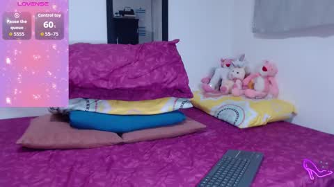 Allysonstonnes online show from 11-05-25, 01:05