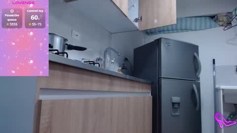 Allysonstonnes online show from 11-07-25, 11:49