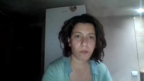 Snapshot of alma_amy chatting on 02-09-25, 09:06 Alma online show from 02-09-25, 09:06