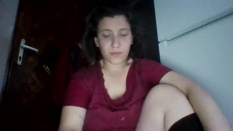 Snapshot of alma_amy chatting on 02-13-25, 08:45 Alma online show from 02-13-25, 08:45