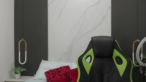 ALMA FENIX  online show from 01-18-25, 12:04