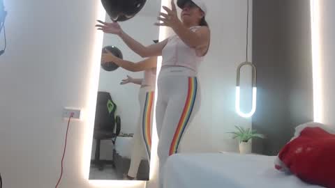 ALMA FENIX  online show from 01-21-25, 03:21