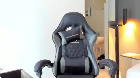 ALMA FENIX  online show from 02-20-26, 04:40