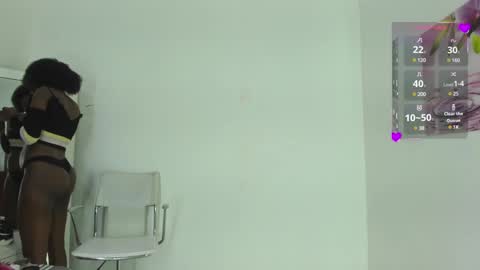 Snapshot of almasaennz chatting on 12-19-24, 07:51   online show from 12-19-24, 07:51