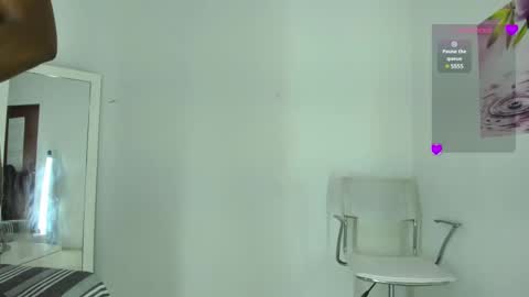 Snapshot of almasaennz chatting on 12-20-24, 07:17   online show from 12-20-24, 07:17