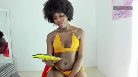 Snapshot of almasaennz chatting on 01-16-25, 07:10   online show from 01-16-25, 07:10