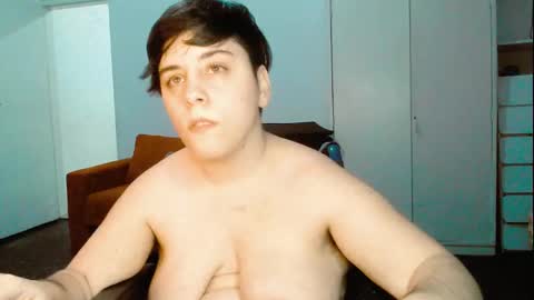 Almond online show from 01-11-25, 12:22