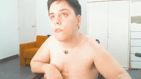 Almond online show from 03-10-25, 01:12