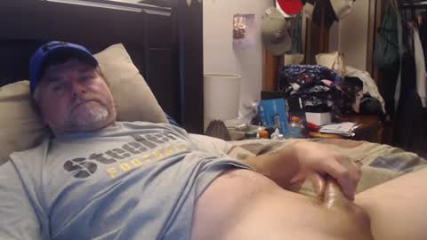 Snapshot of almostheaven chatting on 01-26-25, 12:43 almostheaven online show from 01-26-25, 12:43