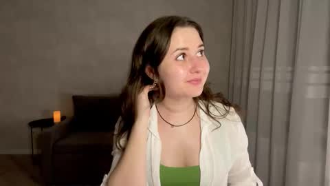 Anna online show from 10-31-25, 10:33