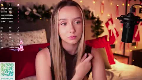 Lia online show from 12-15-25, 02:27