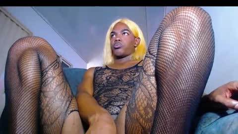 alondra online show from 11-07-25, 04:07